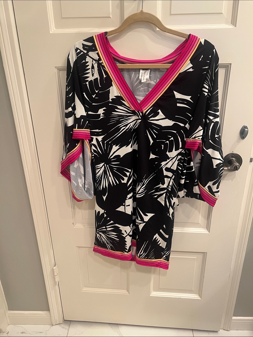 Black & White Floral V-Neck with Pink Trim swim suit cover up by Trina Turk